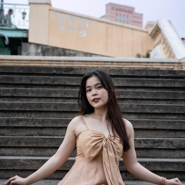 Portrait of Mei Chen meditation instructor